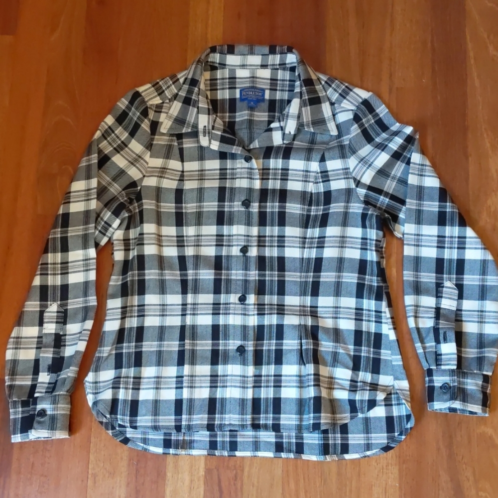 Pendleton Button Down Plaid Shirt Medium - image 1